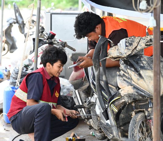 สอศ.ระดม Fix It Center ทั่วไทย ช่วยเหลือผู้ประสบอุทกภัยสงขลา